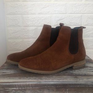 Barneys New York | Crepe-Sole Suede Chelsea Boots